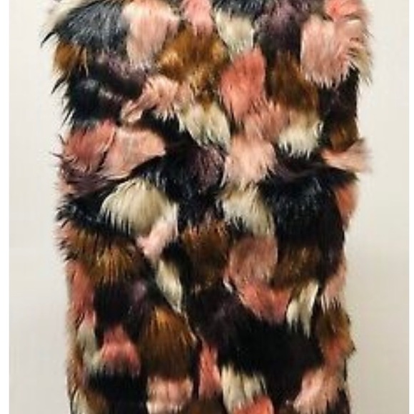 Cara New York faux vest size M/L - Picture 5 of 7